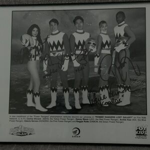 Vintage 1999 Power Rangers Lost Galaxy original cast autographed framed picture